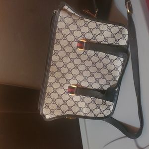 Vintage Gucci handbag